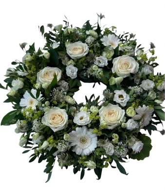 Classic Rose Wreath