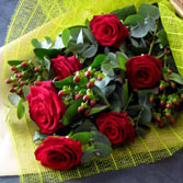 Flat pack of Red Roses